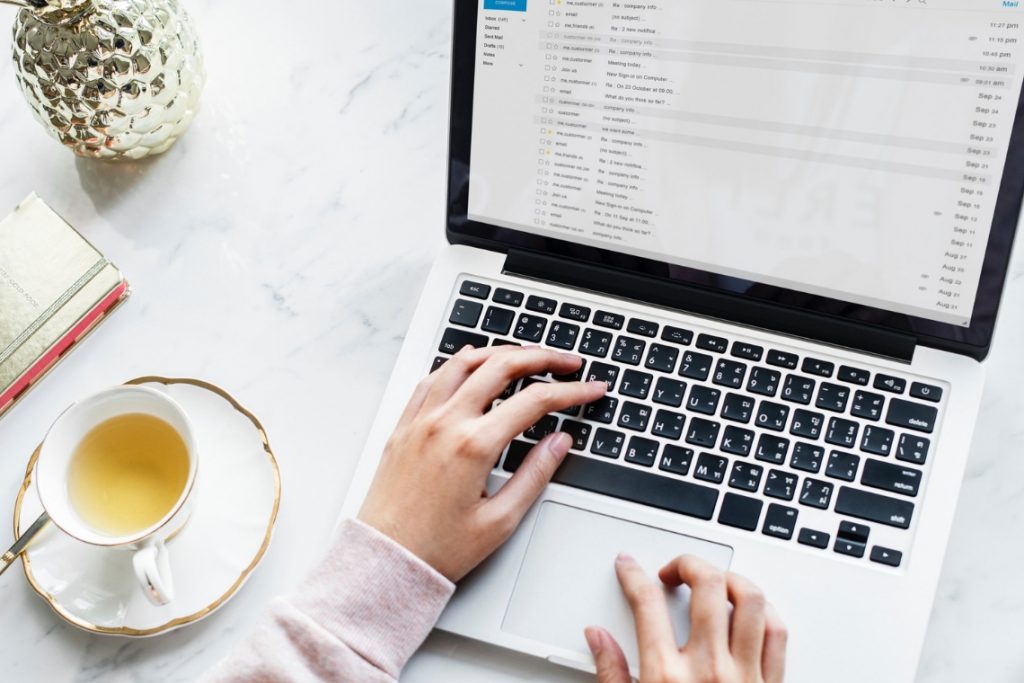 e-mail de networking
