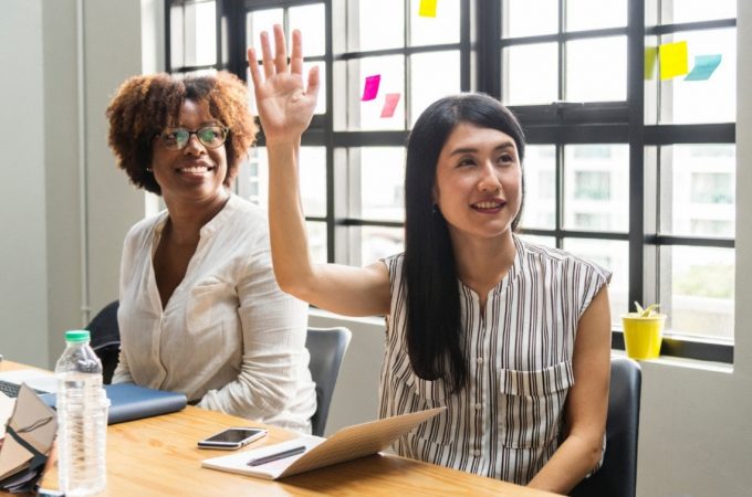 Como fazer boas perguntas e aproveitar ao máximo suas vantagens para os negócios