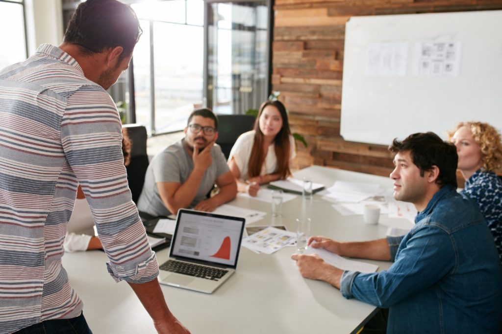 impacto social em consultoria estratégica